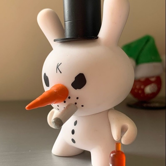 Kid robot Frank kozik snowman 2010 edition. - Picture 4 of 9